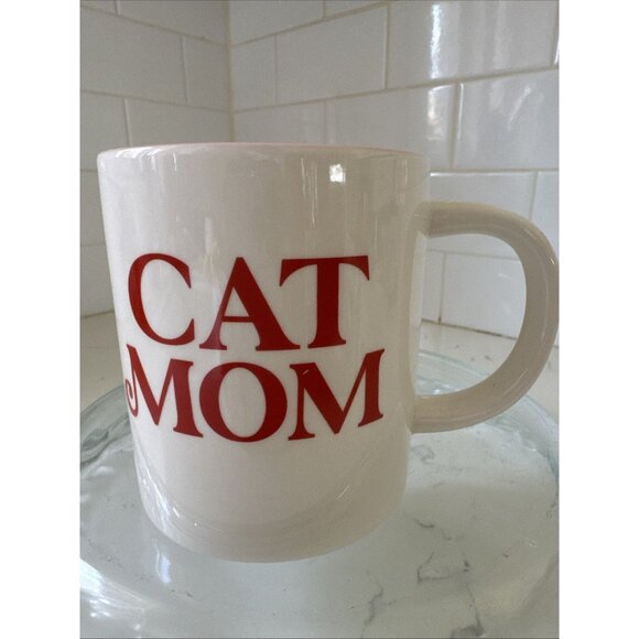 Parker Lane Stoneware “Cat Mom” Coffee Mug White Outside Pink Inside - Picture 5 of 10